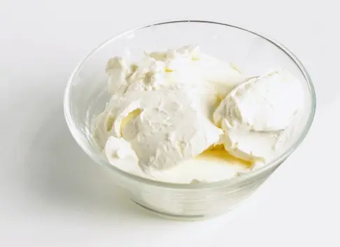 ক্রিম চিজ (Cream Cheese)